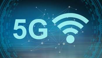 RettungsNetz 5G | © Adobe Stock\/thodonal Grafik mit Schrift 5G und einem WLAN-Symbol | © Adobe Stock\/thodonal